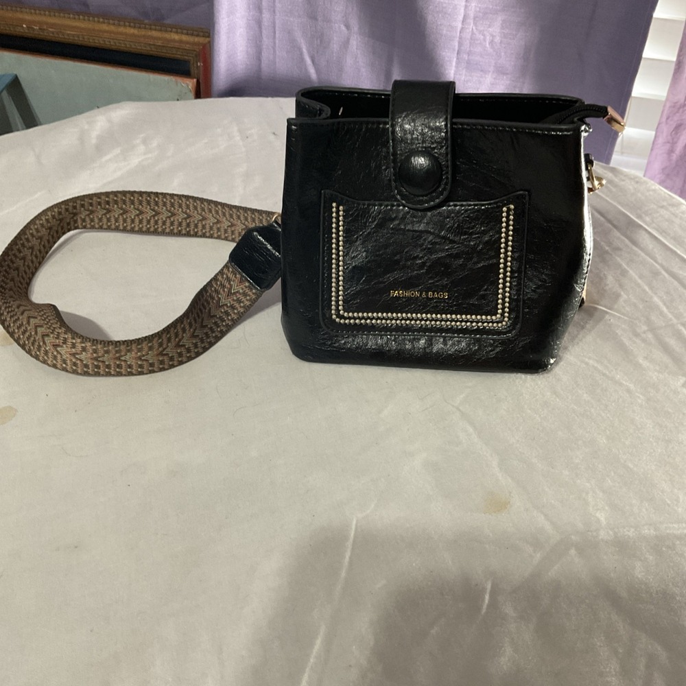 CrossBody Bag Brand Fashion & Bags Black Leather Gold Hardware‎ Embrodery Purse